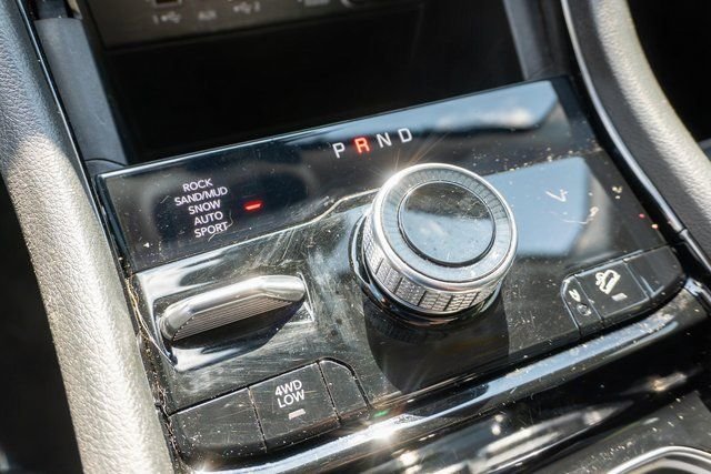 Used 2023 White Jeep 4xe image 31
