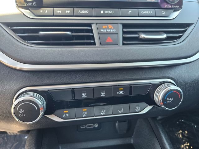 Used 2022 Gray Nissan 2.5 SV image 15