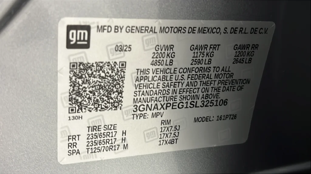 Used 2025 Gray Chevrolet LT image 37