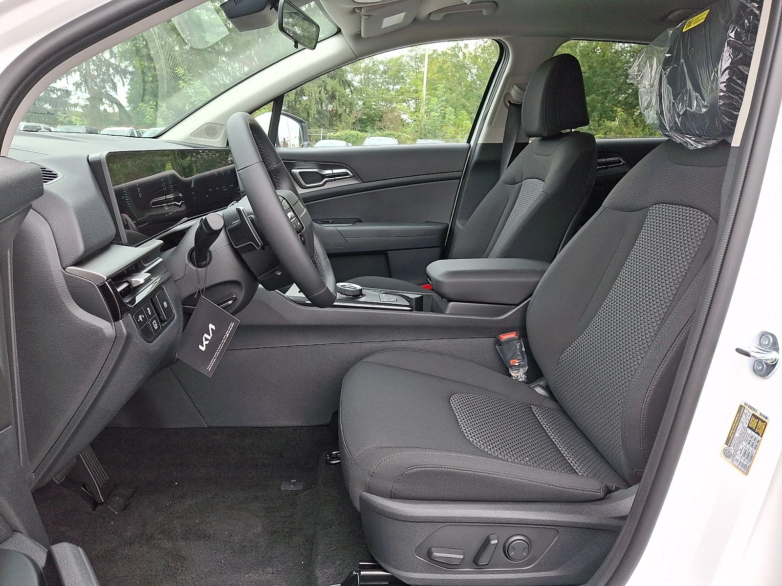 New 2027 White Kia S image 12