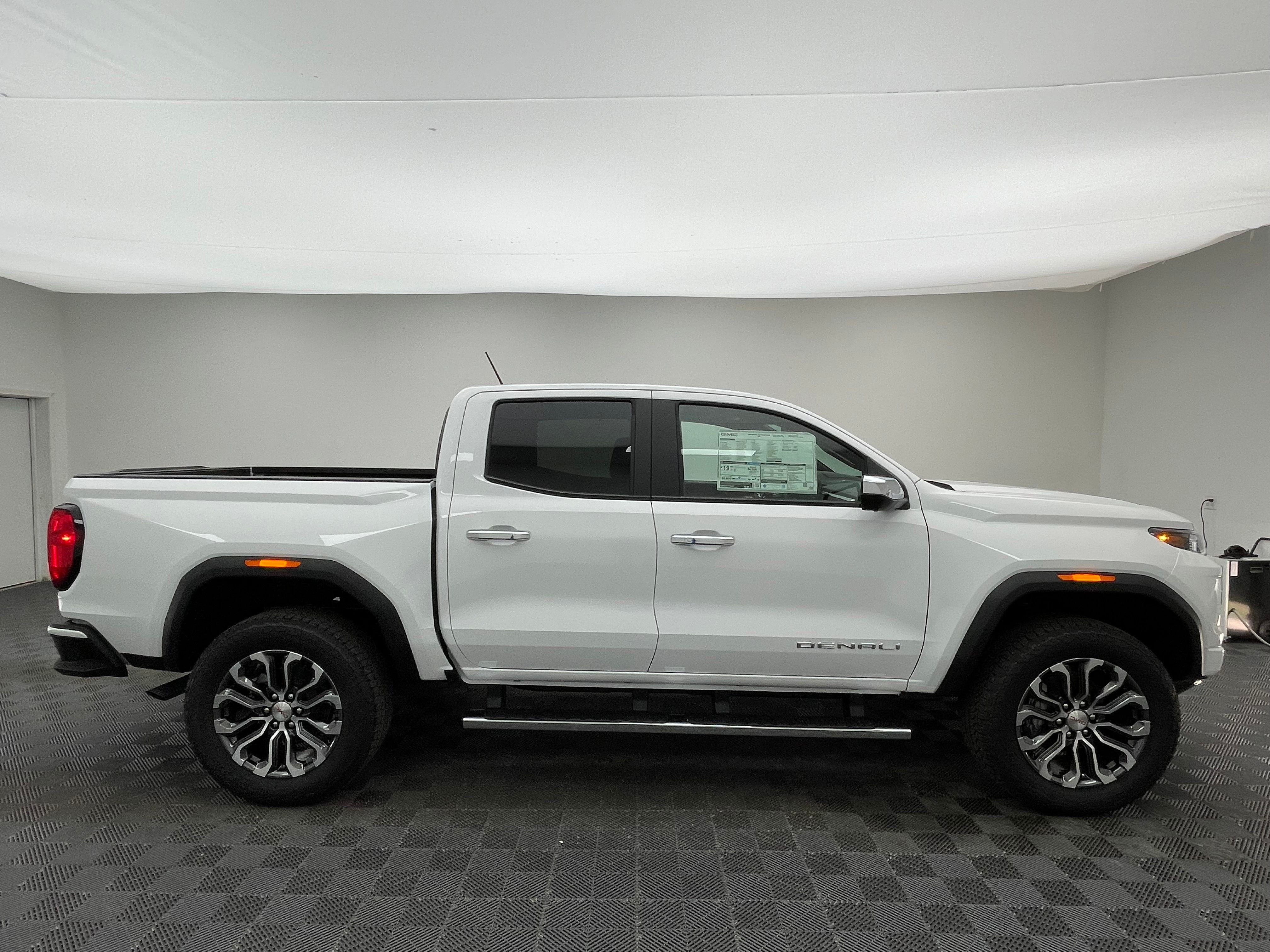 New 2026 Summit White GMC Denali image 7