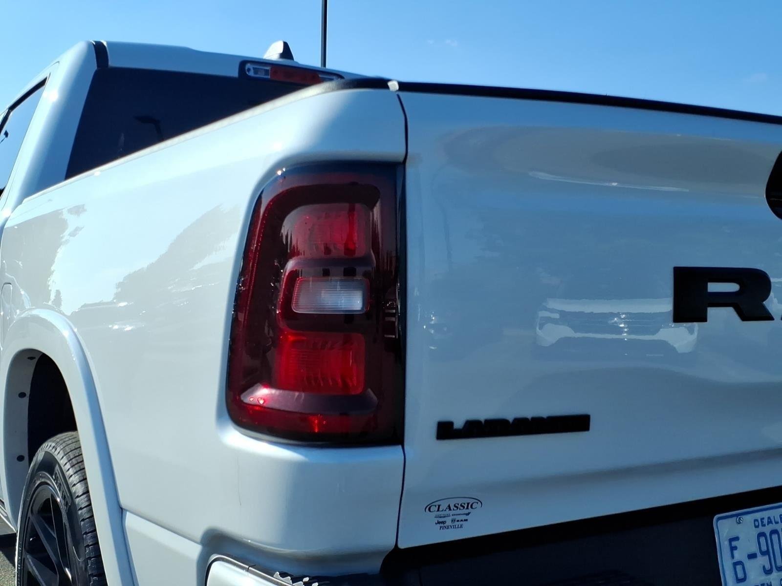 New 2026 Ivory White Tri-Coat Pearl-Coat Exterior Paint RAM Laramie image 19