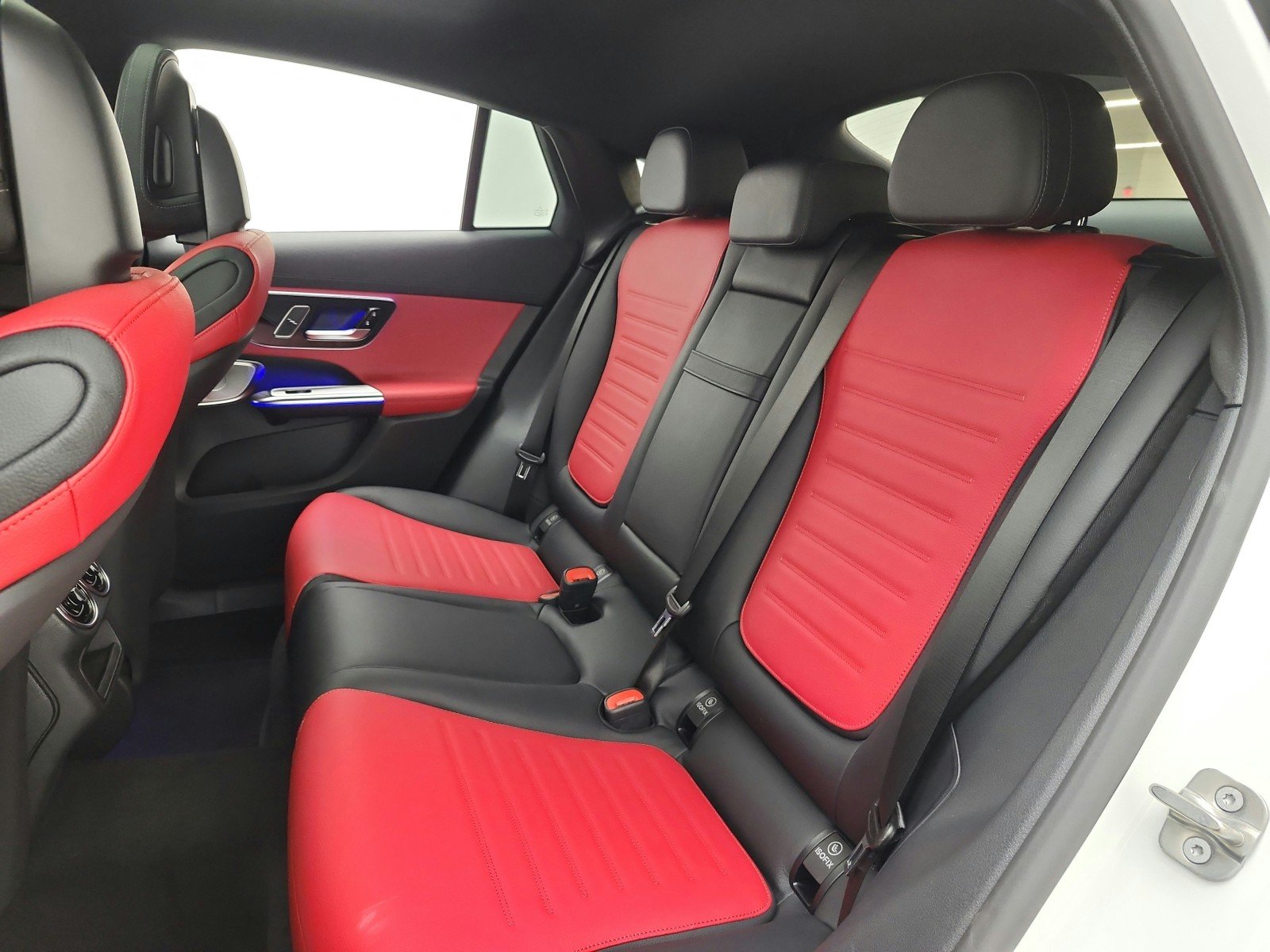 New 2027 Polar White Mercedes-Benz GLC 300 4MATIC® Coupe image 11