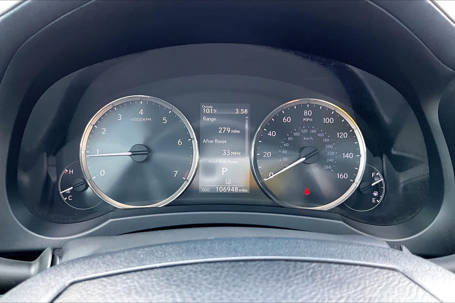 Used 2018 Atomic Silver Lexus  image 25
