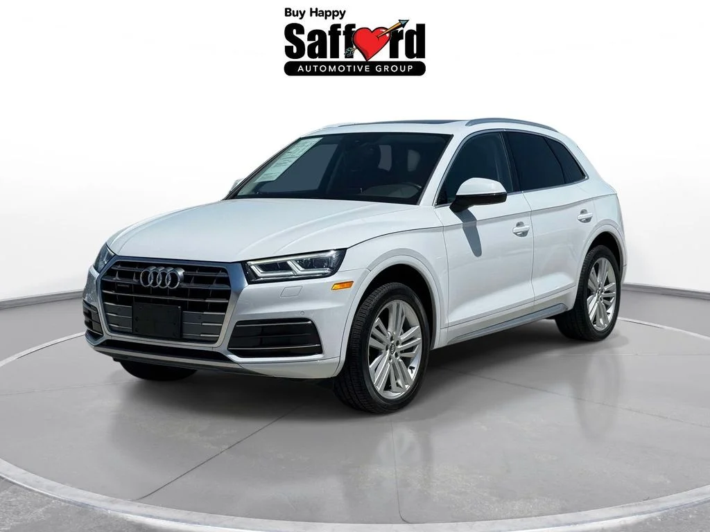 2019 Audi Q5 2.0T quattro S tronic Premium Plus's photo