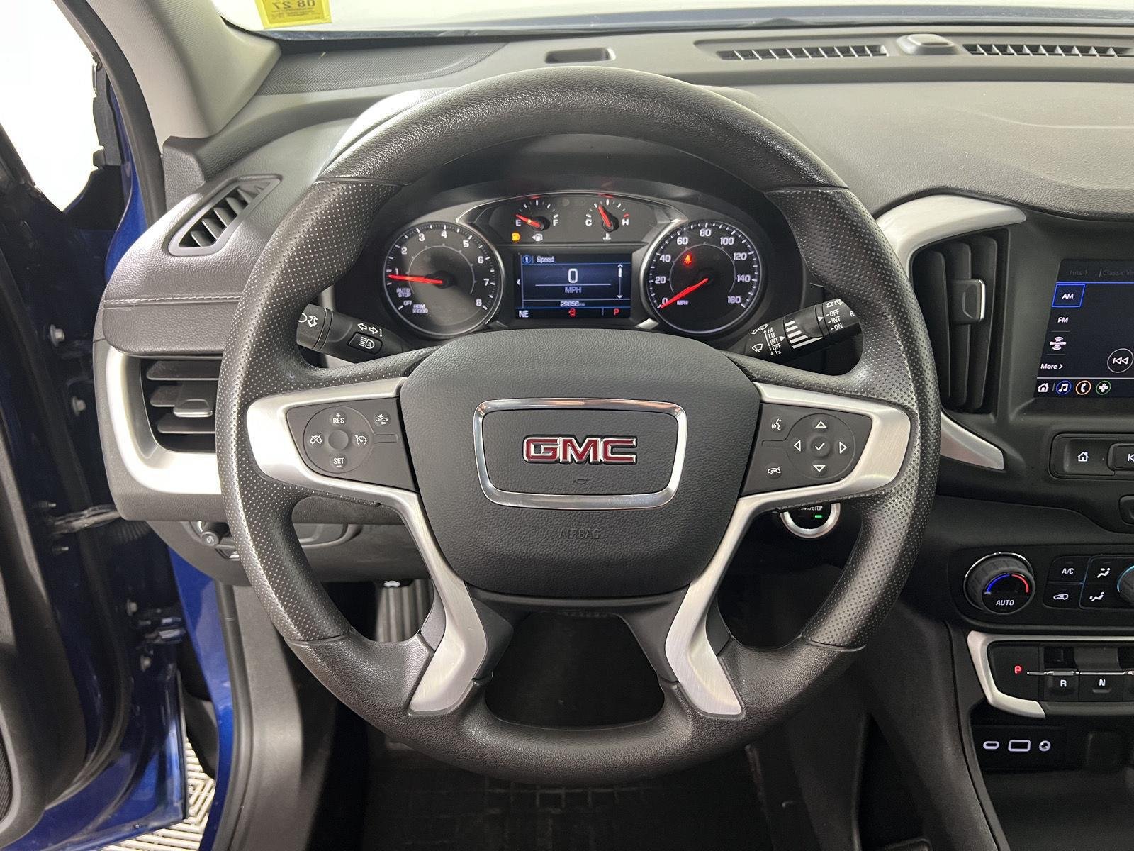 Used 2023 Marine Metallic GMC SLE image 9