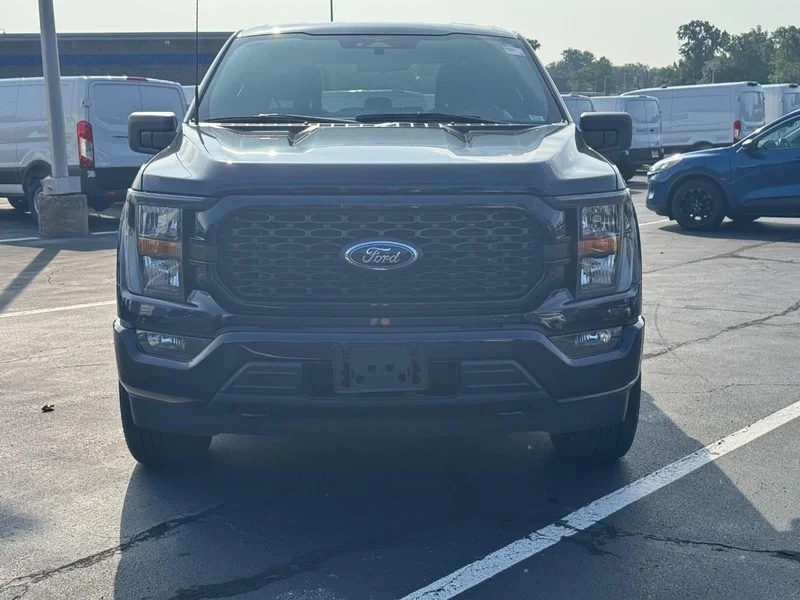Used 2023 Antimatter Blue Metallic Ford XL image 8