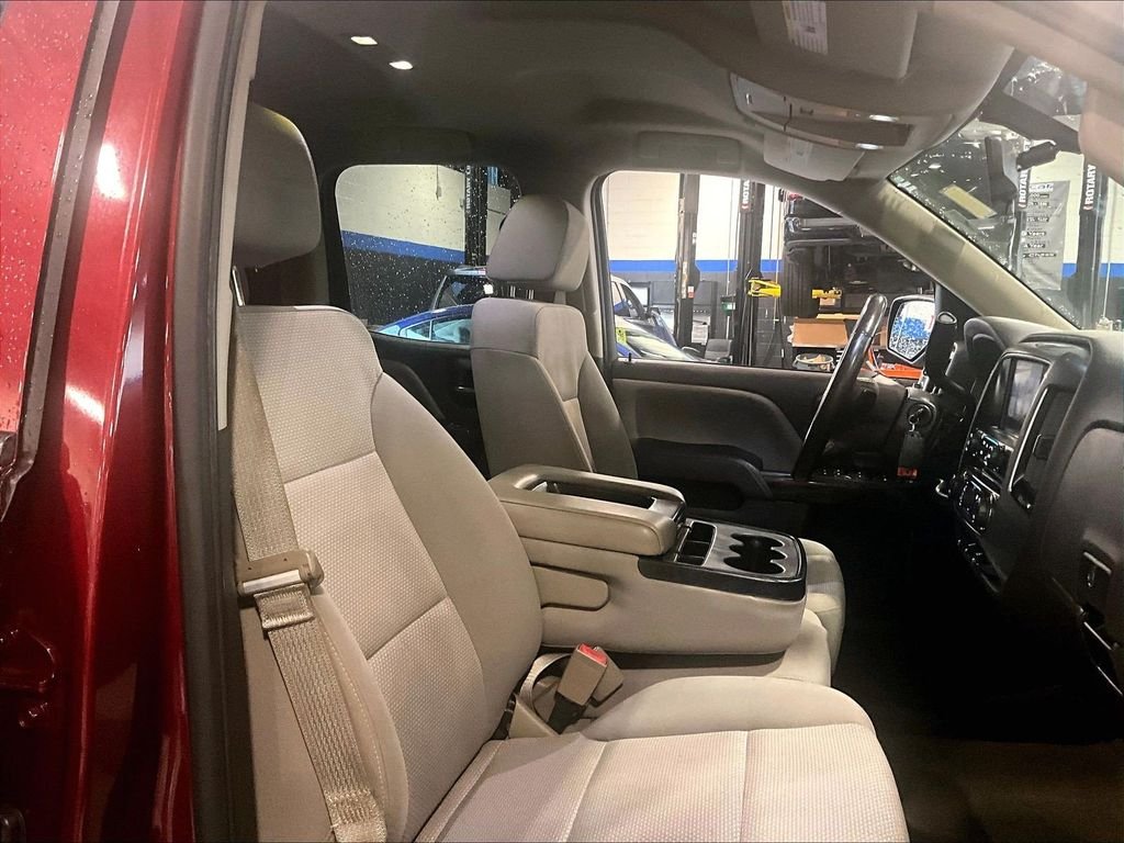 Used 2016 Red Chevrolet LT image 11
