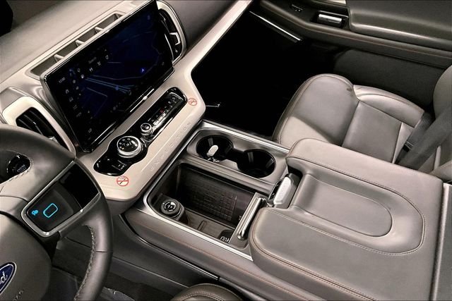 2025 Ford Expedition Active - Photo 17