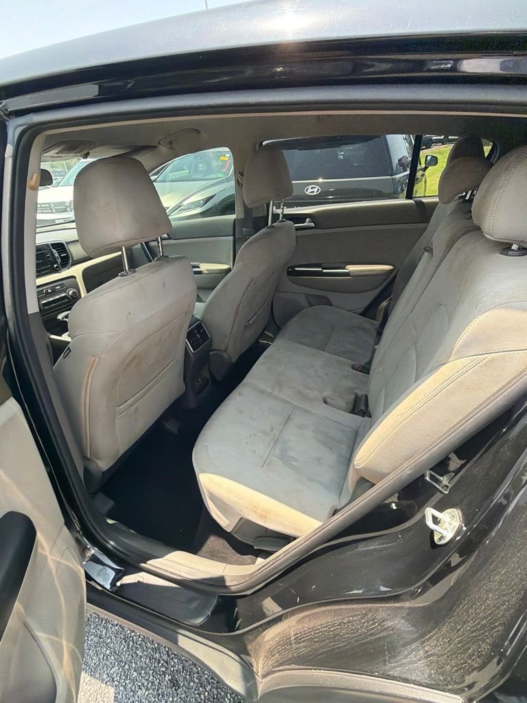 Used 2017 Red Kia LX image 14