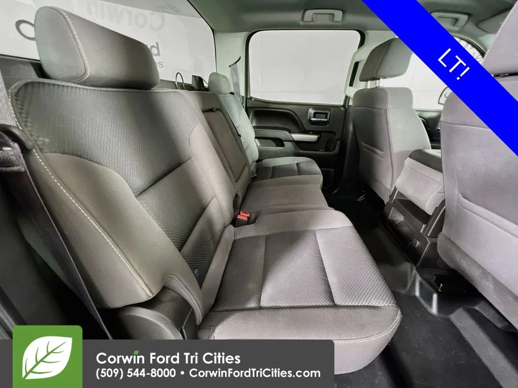 Used 2016 White Chevrolet LT image 15