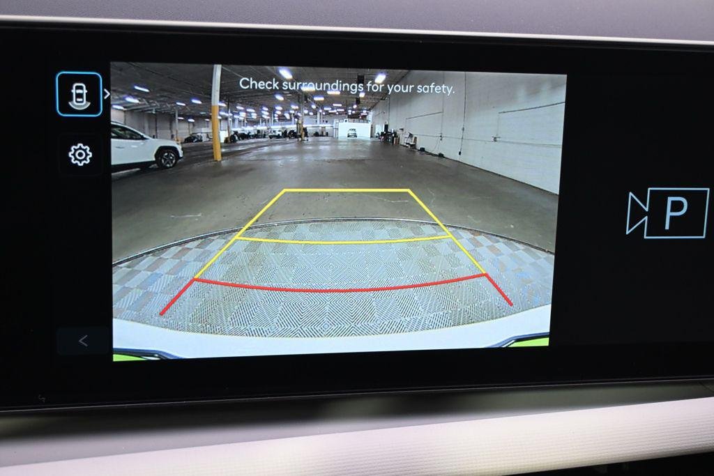 New 2026 White Pearl Hyundai SE AWD image 28