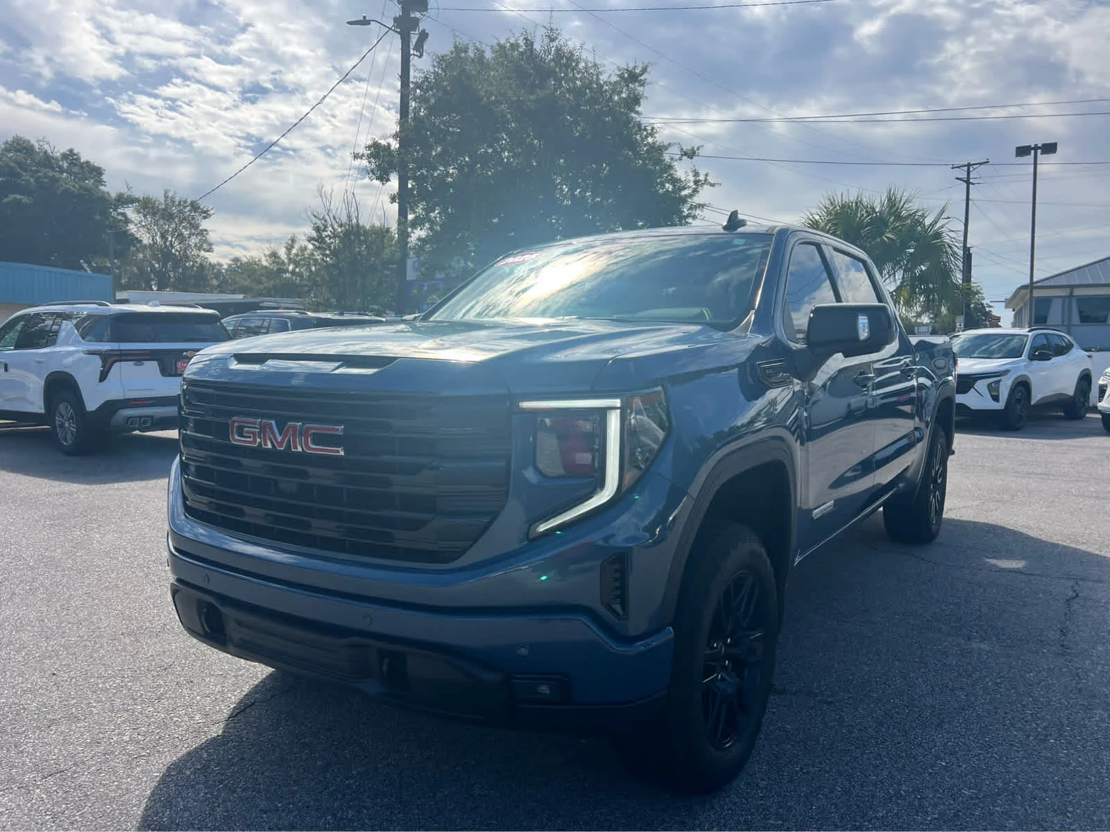 Used 2025 Downpour Metallic GMC Elevation image 1