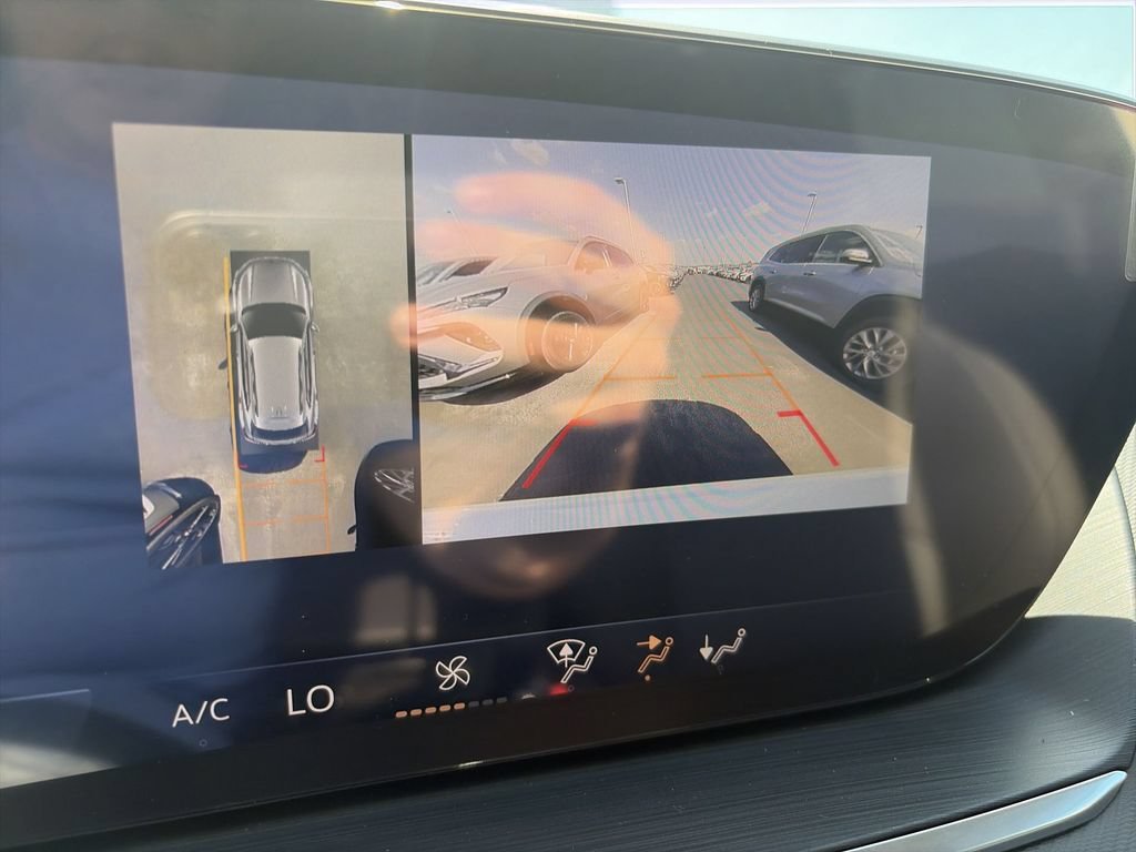 New 2026 Summit White Buick Preferred image 17