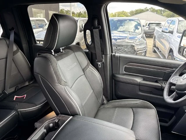 New 2027 Silver-Zynith Exterior Paint RAM Laramie image 36
