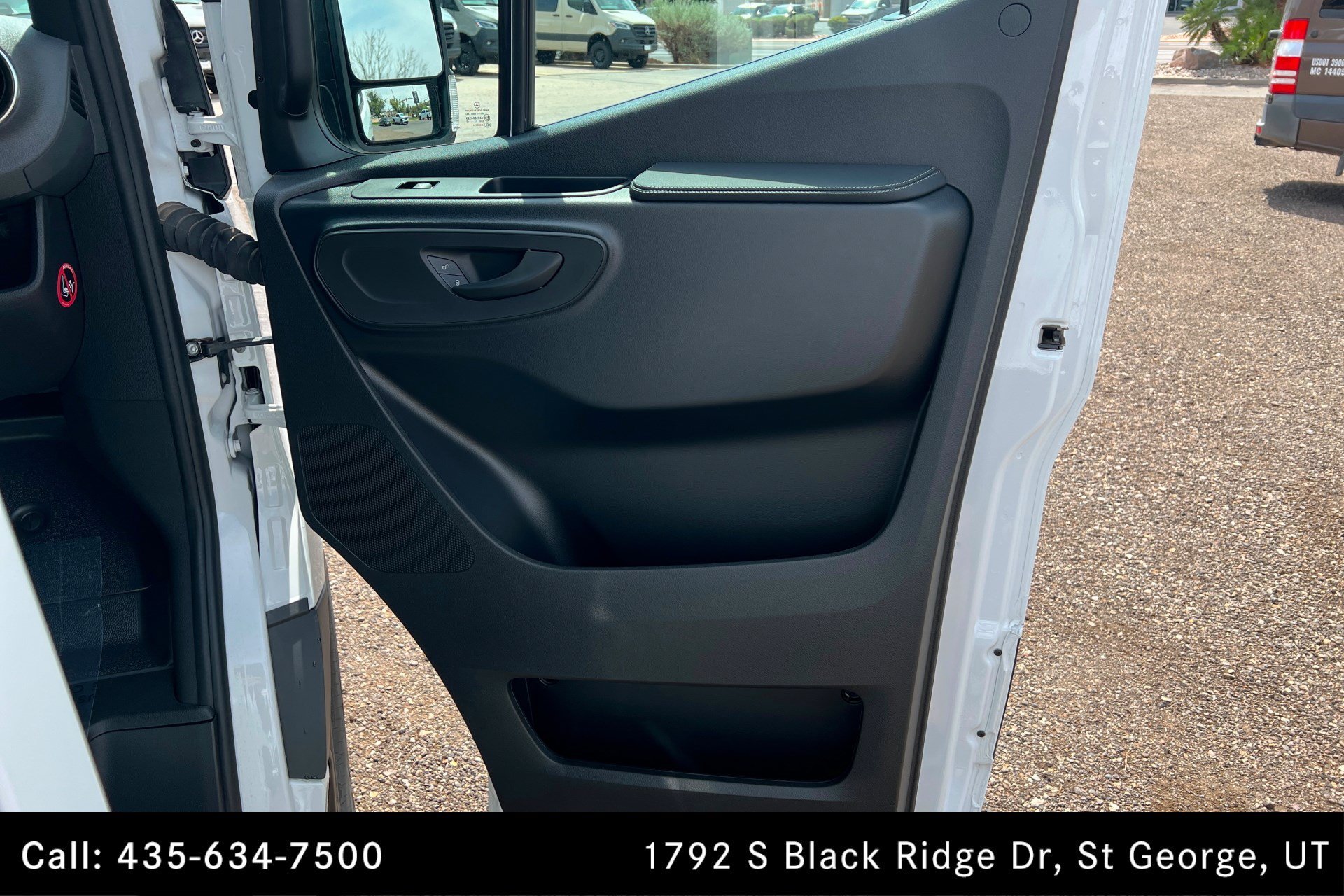 Used 2026 Arctic White Mercedes-Benz  image 19