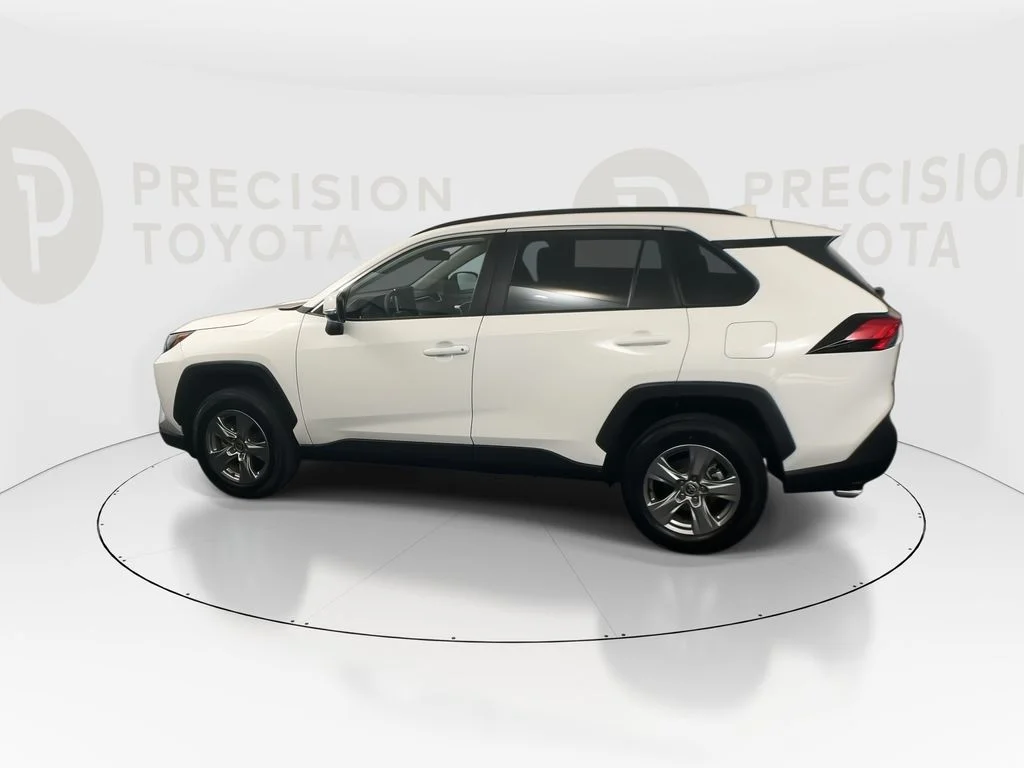 Used 2025 Ice Toyota XLE image 13