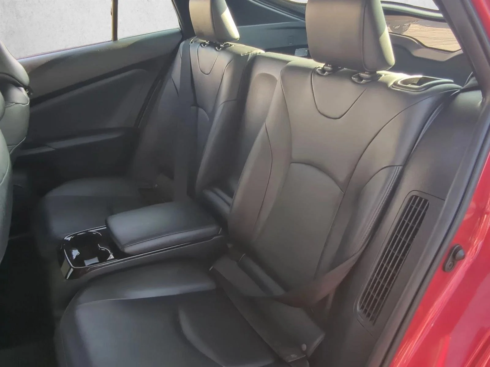 Used 2019 Hypersonic Red Toyota Premium image 18