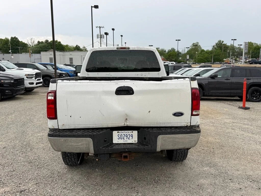 Used 2008 White Ford XL image 7