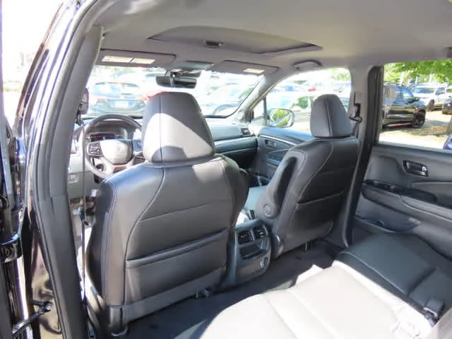 2023 Honda Passport EX-L - Photo 14