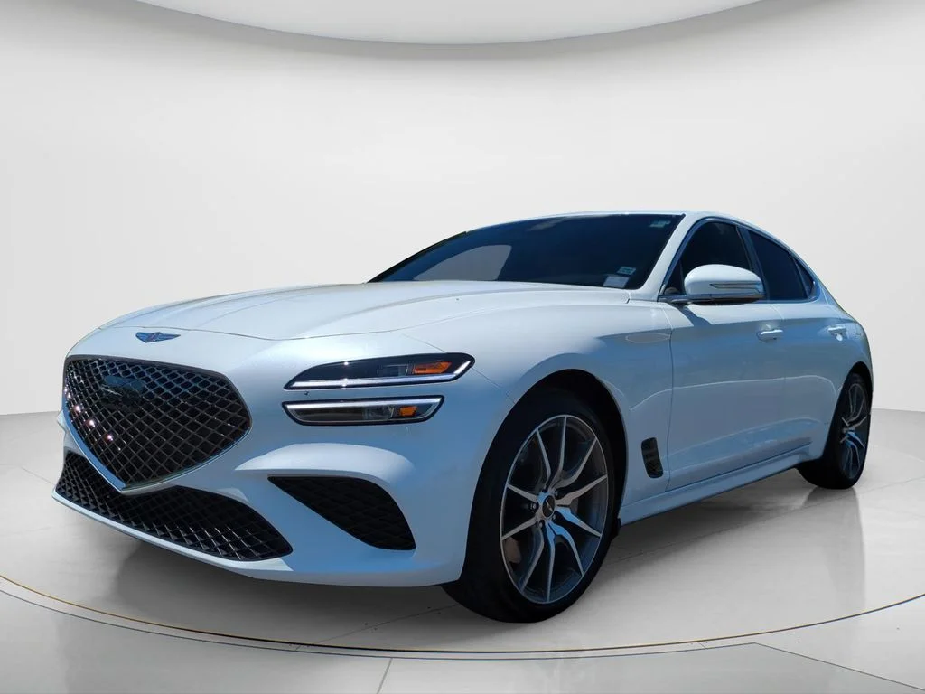 2026 Genesis G70 2.5T Standard's photo