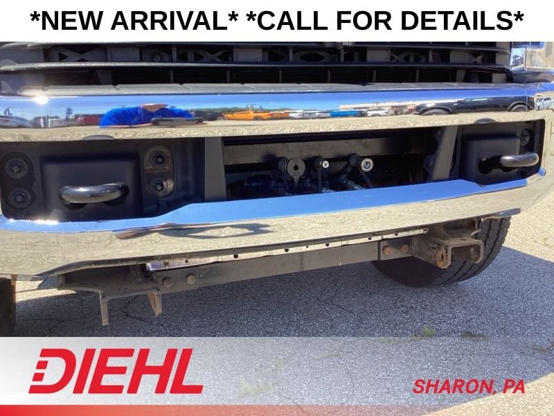 Used 2019 White Ford XL image 13