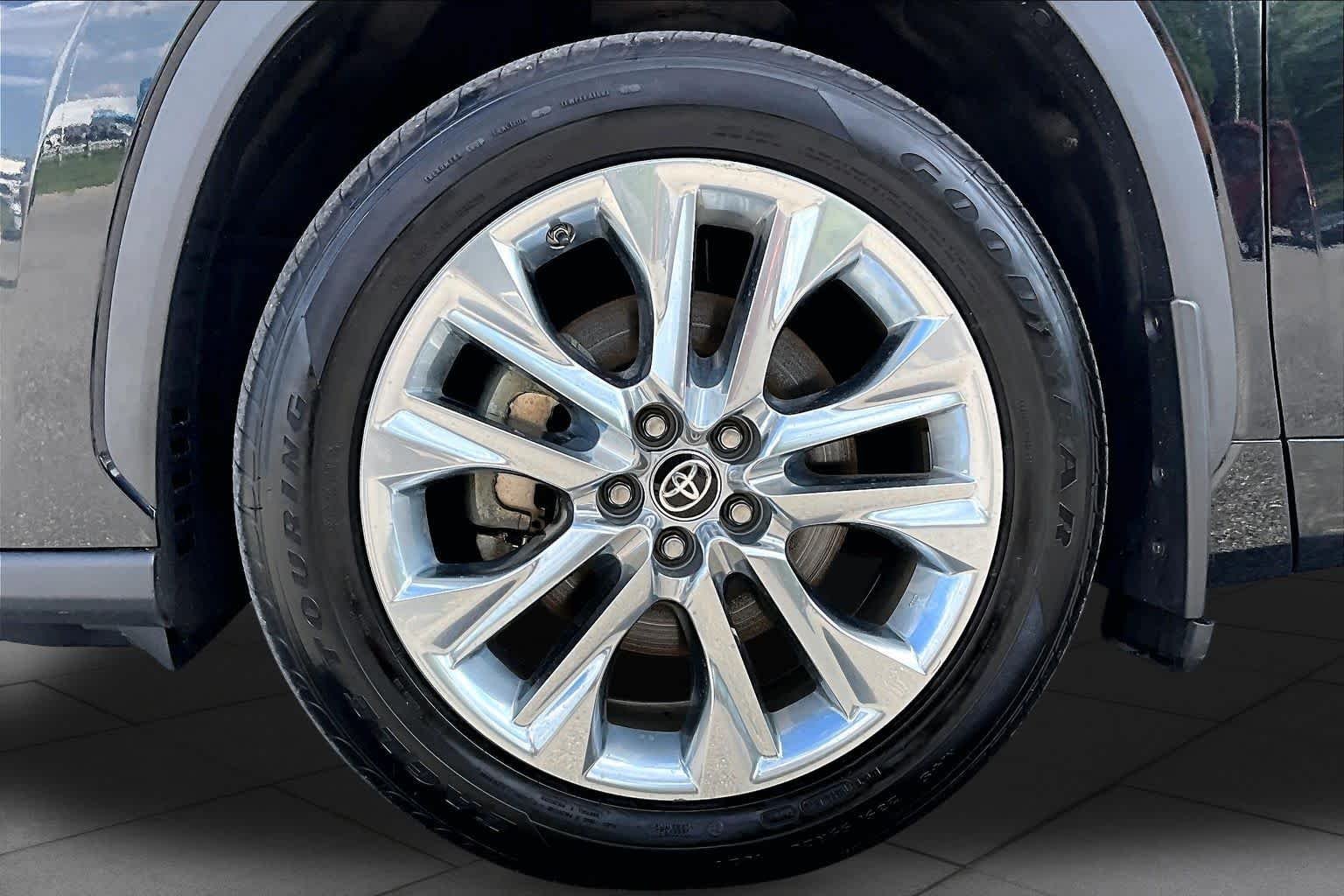 Used 2022 Midnight Black Metallic Toyota Limited image 10