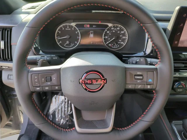 New 2026 Boulder Gray Pearl / Super Black Two-tone Nissan Rock Creek® image 26