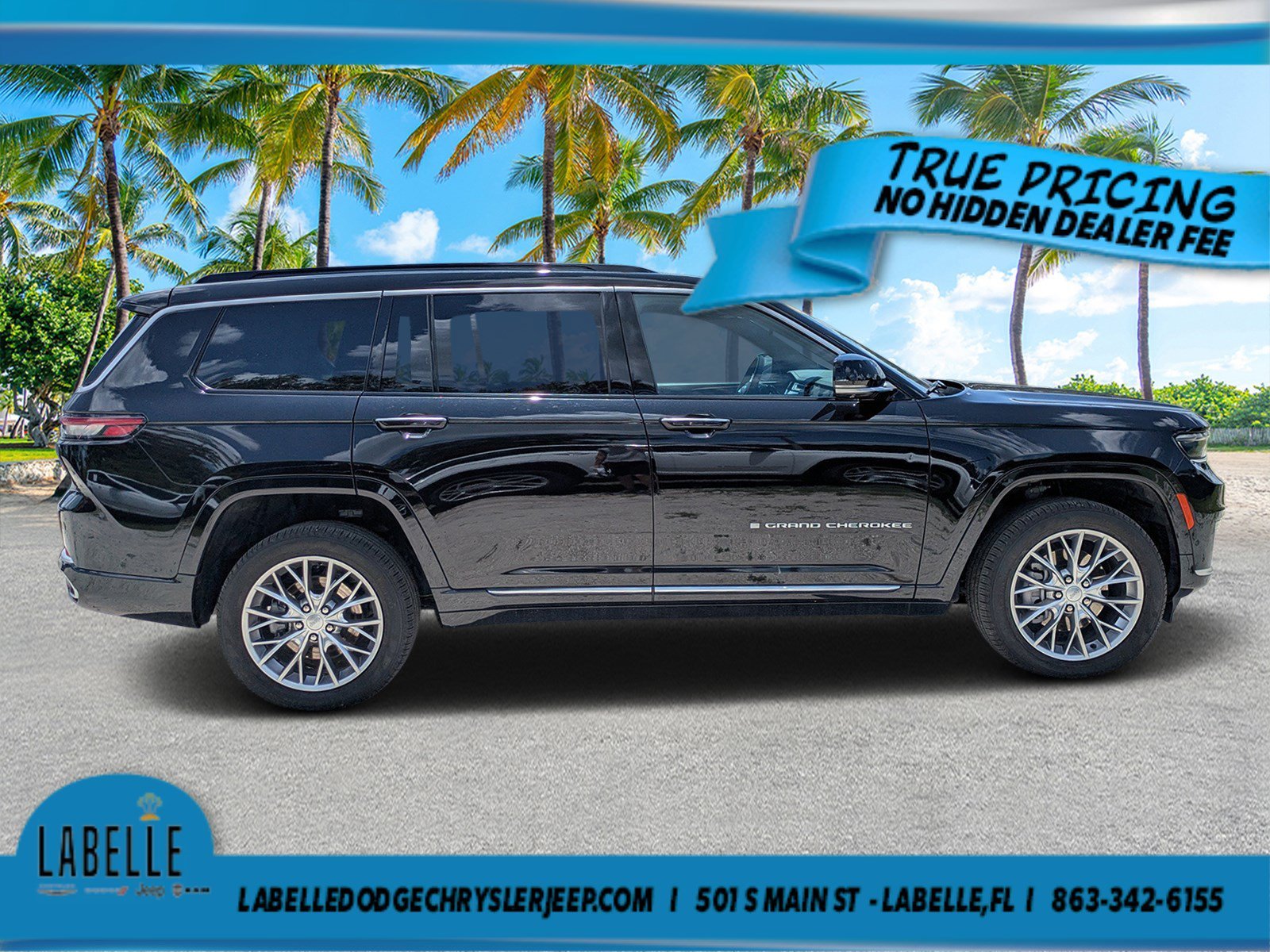 Used 2024 Diamond Black Crystal Pearlcoat Jeep Summit image 2