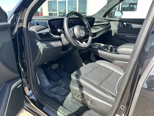 Used 2025 BLACK BUICK Preferred image 19