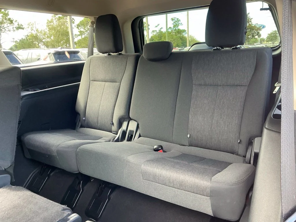 Used 2024 White Ford XLT image 27