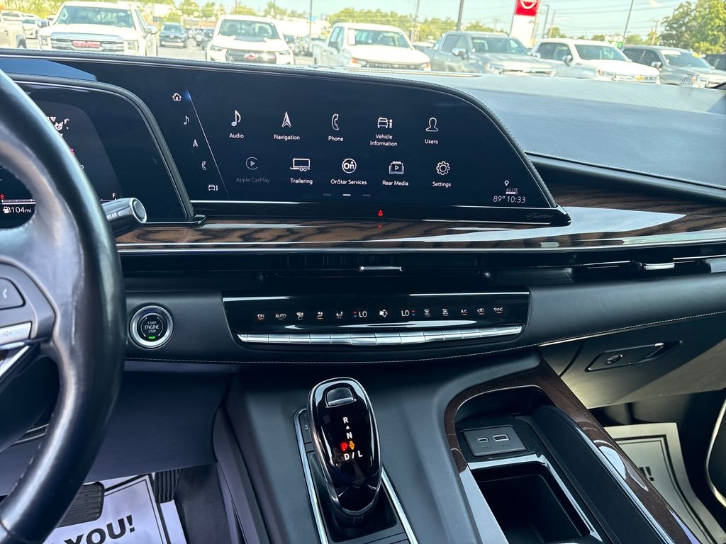 Used 2022 White Cadillac Sport Platinum image 21
