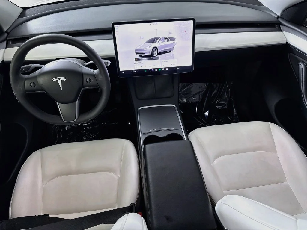 Used 2023 White Tesla Long Range image 24