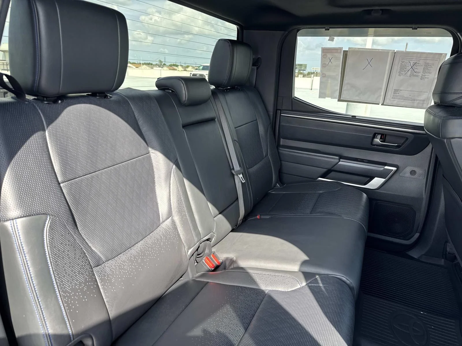 2022 Toyota Tundra Platinum - Photo 9