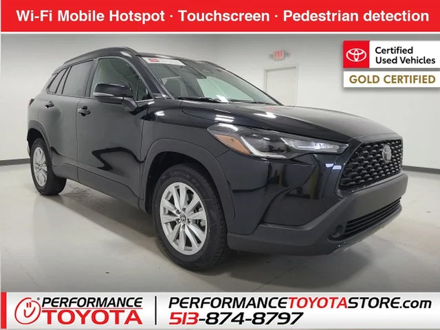 2025 Toyota Corolla Cross LE