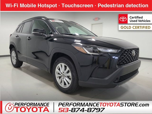 2025 Toyota Corolla Cross LE