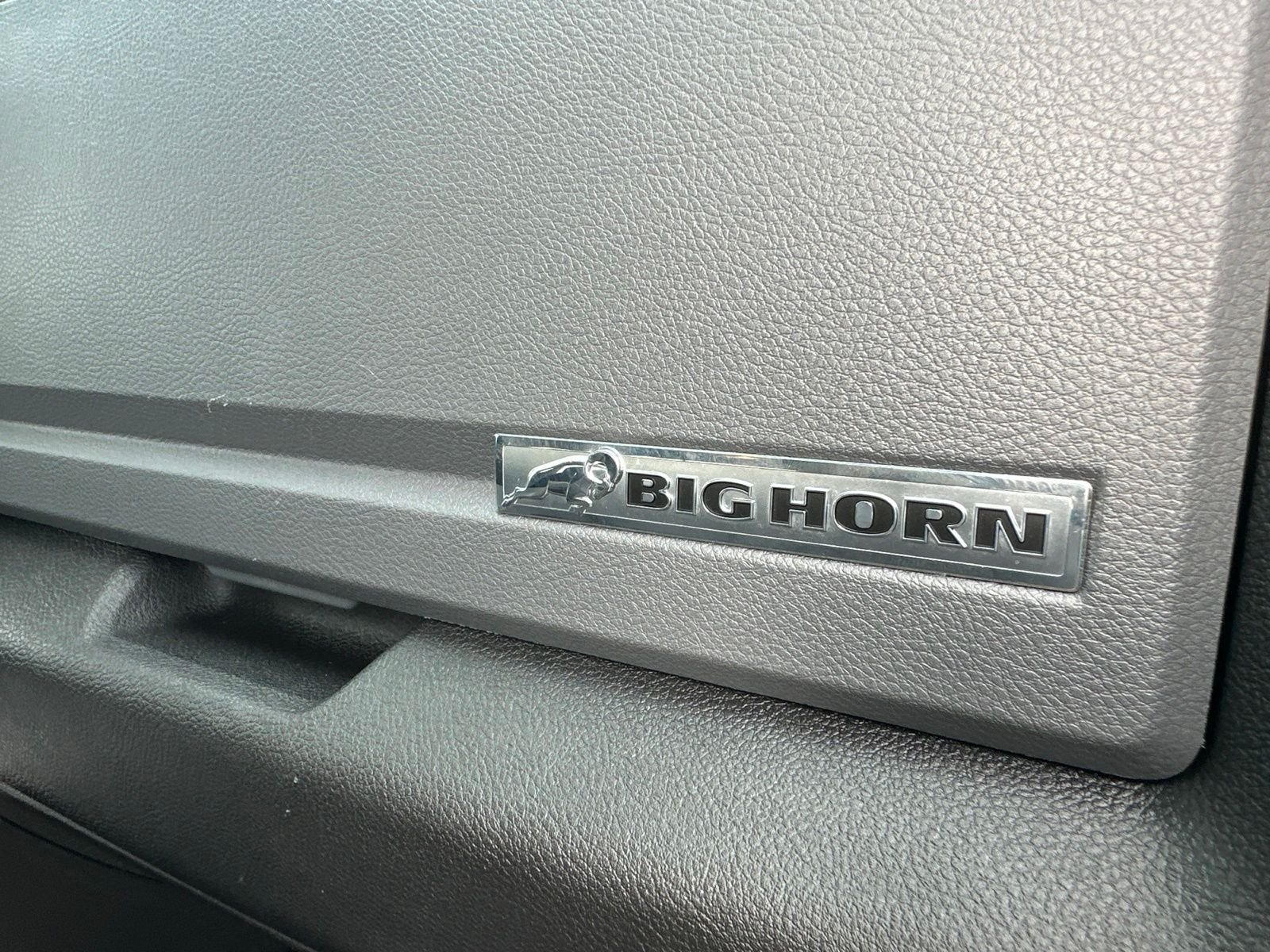 Used 2017 Silver Ram Big Horn image 41