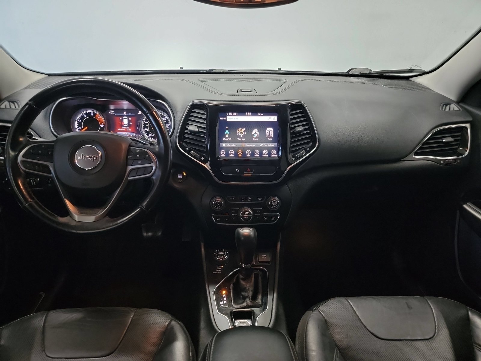 Used 2020 Diamond Black Crystal Pearlcoat Jeep Limited image 14