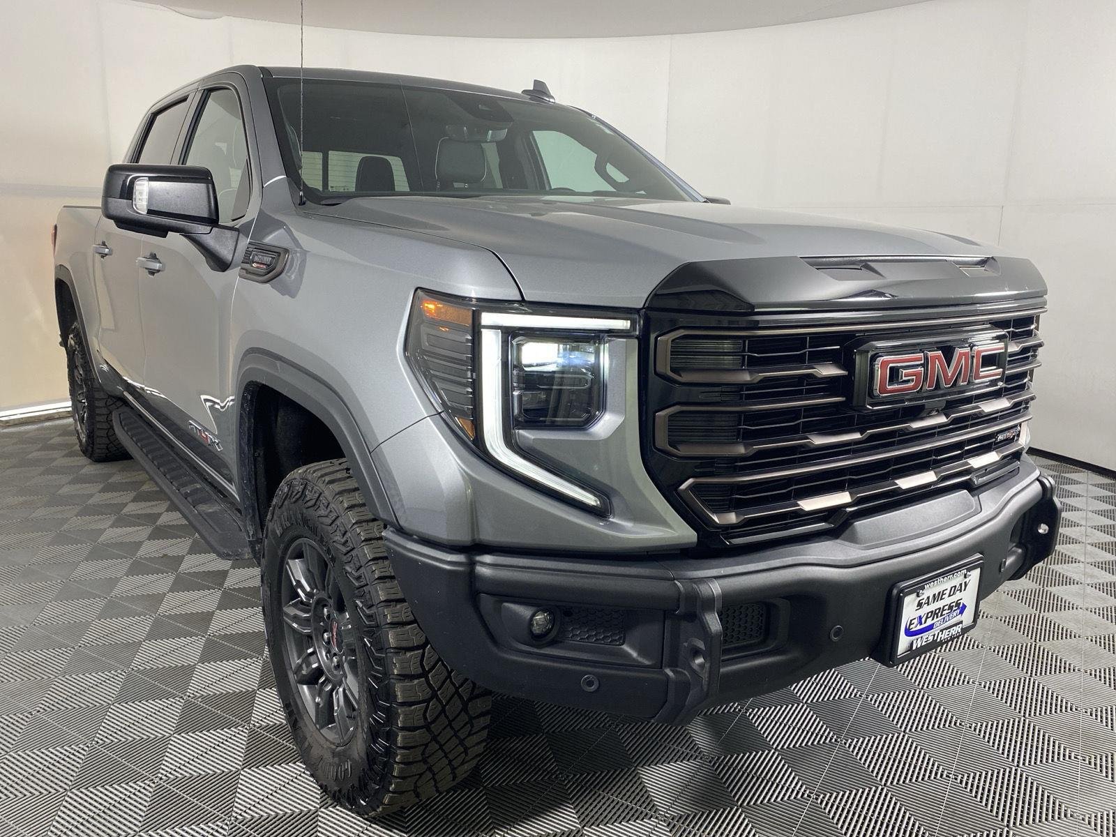 Used 2024 Sterling Metallic GMC AT4X image 18