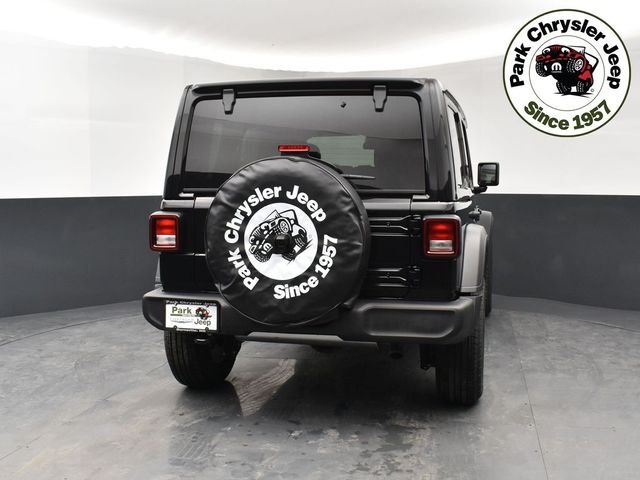 New 2026 Black Clear-Coat Exterior Paint Jeep Sport S image 5
