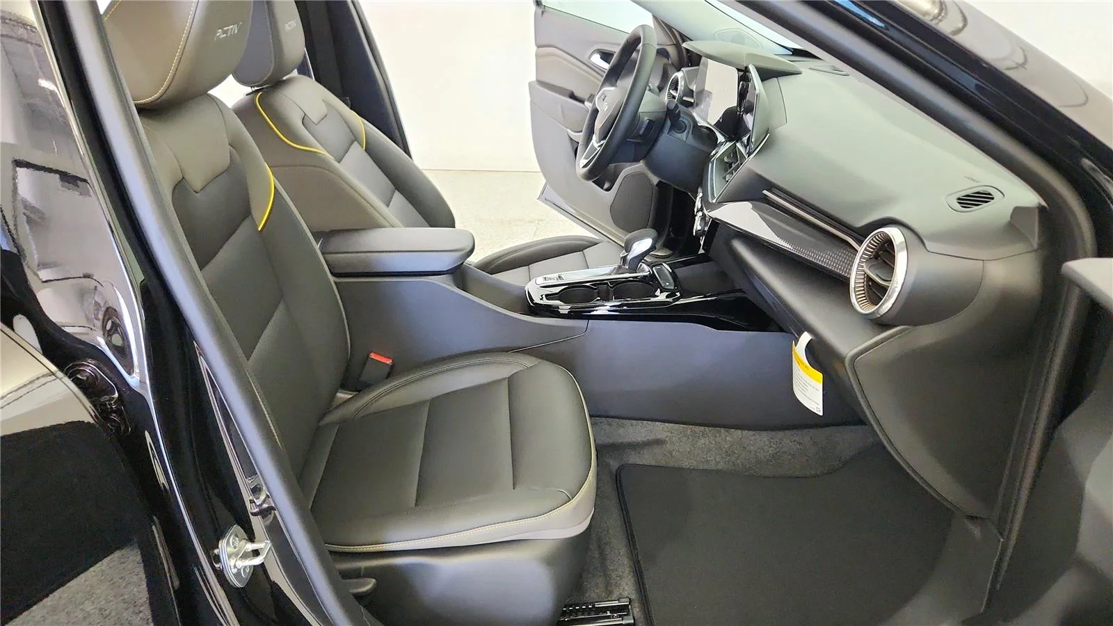 2026 Chevrolet Trax Activ - Photo 36