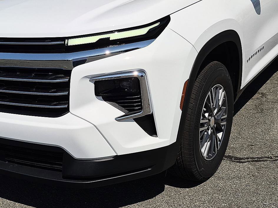 New 2026 Summit White Chevrolet LT image 9