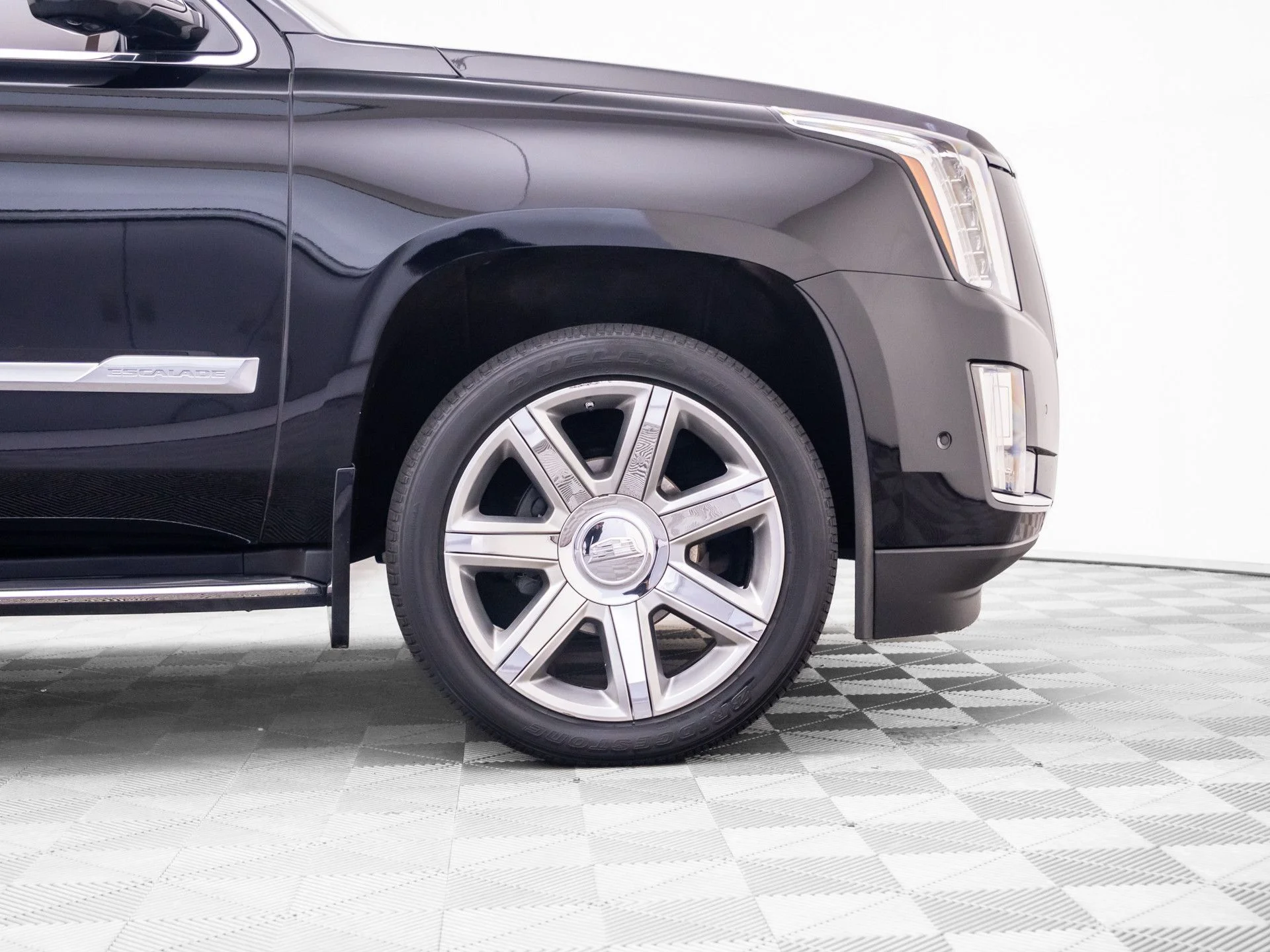 Used 2019 Black Cadillac Luxury image 35