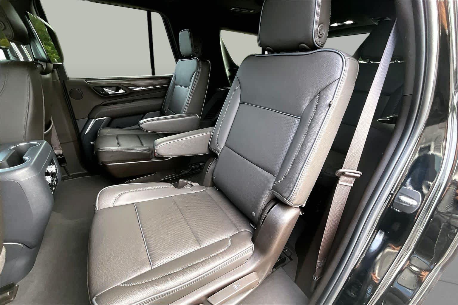 Used 2024 Onyx Black GMC Denali image 21