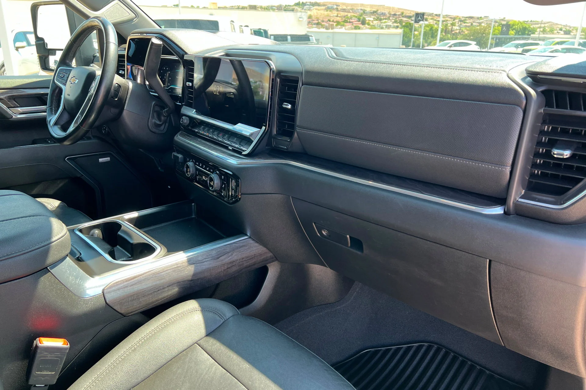 2024 Chevrolet Silverado 3500HD LTZ - Photo 24