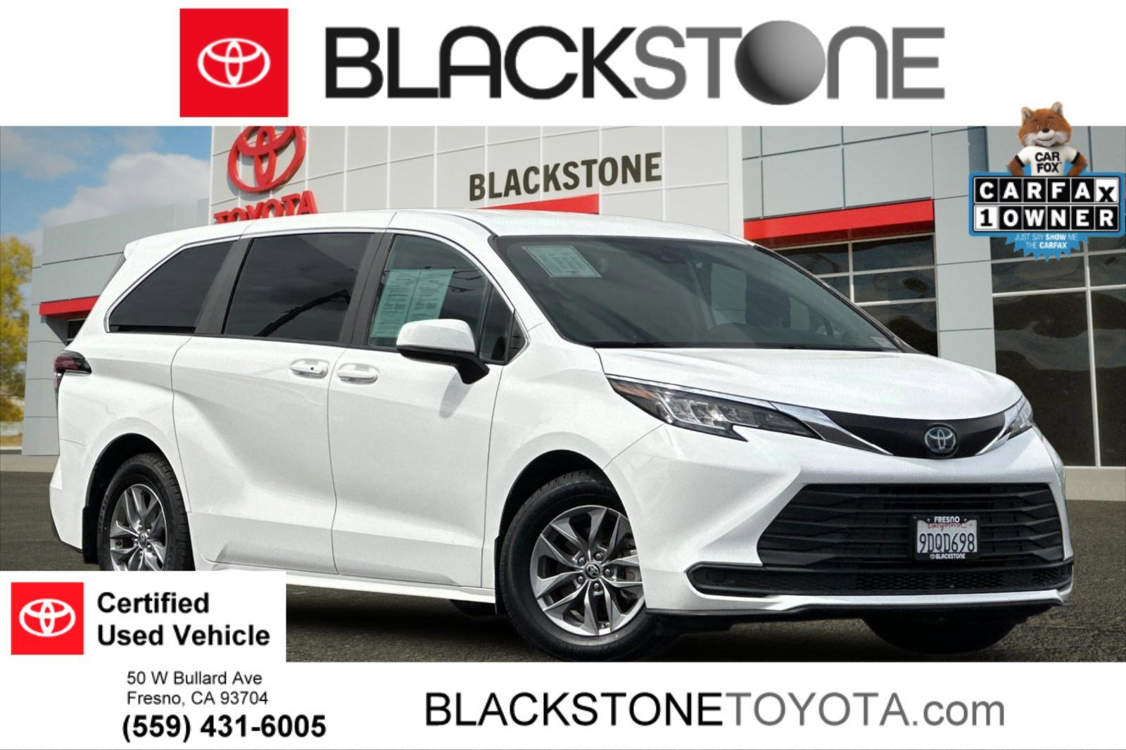 2022 Toyota Sienna LE 8-Passenger Hybrid FWD's photo