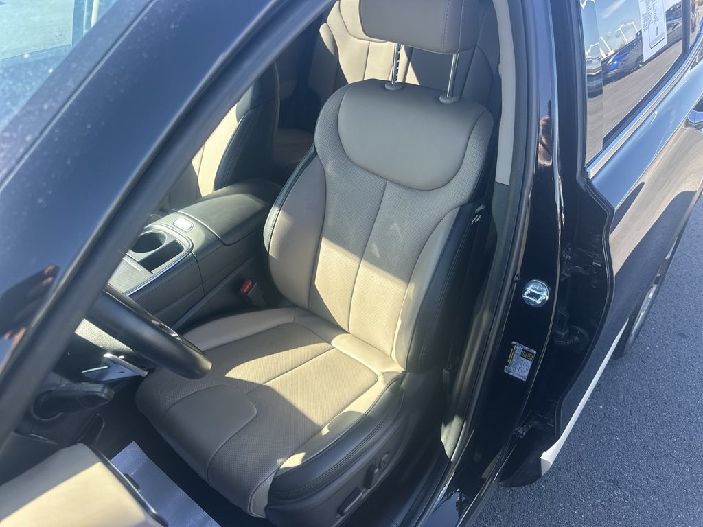 Certified Used 2023 Black Hyundai SEL Premium image 17