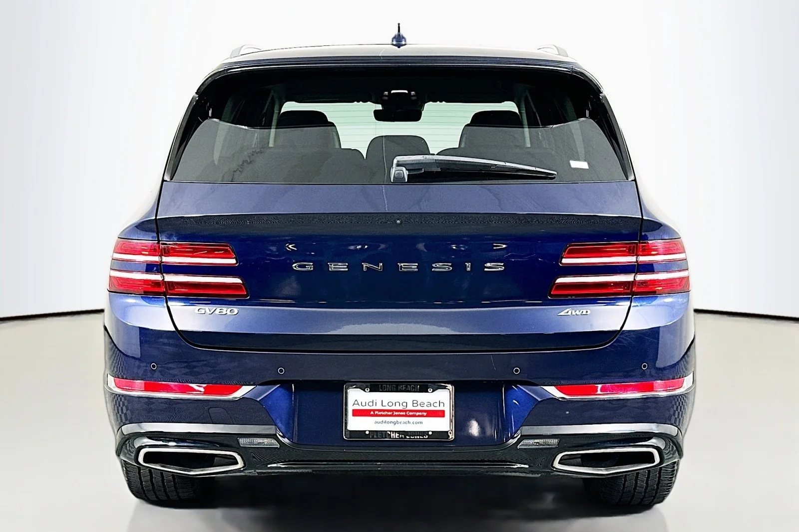 Used 2024 Capri Blue Genesis  image 3