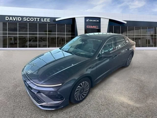 Used 2025 Portofino Gray Hyundai Limited image 3