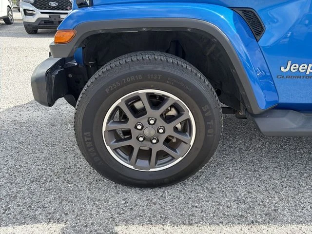 Used 2021 Blue Jeep Overland image 34